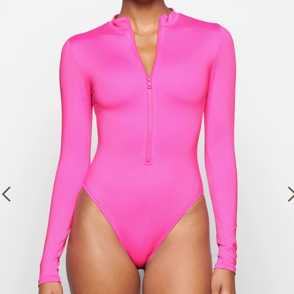 SWIM ZIP FRONT LONG SLEEVE ONE PIECE - TAFFY - Picture 5 of 6